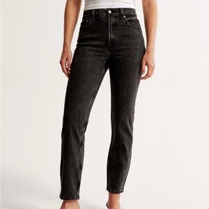 Abercrombie The Mom Jeans High Rise Black Wash